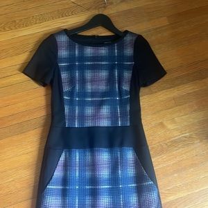 NWOT karen millen women size 4 beautiful dress never been worn just bought